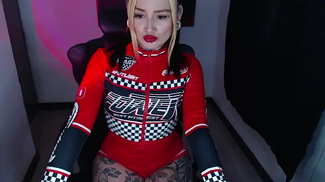 Anaii Gomez online show from 01-06-25, 05:59