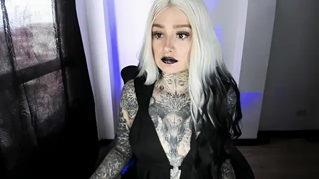 Anaii Gomez online show from 10-08-25, 07:33