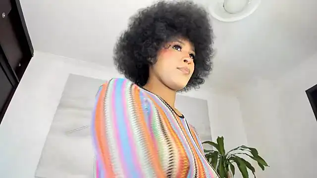 Apotheosis01 online show from 11-22-25, 01:43