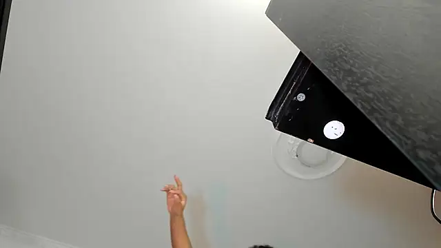 Snapshot of Apotheosis01 chatting on 02-14-26, 08:44 Apotheosis01 online show from 02-14-26, 08:44