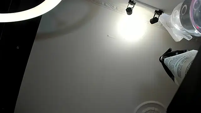 Snapshot of Apotheosis01 chatting on 03-17-26, 11:02 Apotheosis01 online show from 03-17-26, 11:02