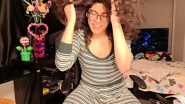 Snapshot of ShinyCherub chatting on 02-22-25, 10:51 ShinyCherub online show from 02-22-25, 10:51