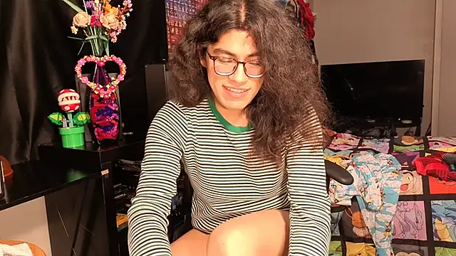 Snapshot of ShinyCherub chatting on 02-24-25, 11:43 ShinyCherub online show from 02-24-25, 11:43