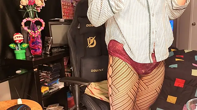 Snapshot of ShinyCherub chatting on 02-26-25, 10:26 ShinyCherub online show from 02-26-25, 10:26