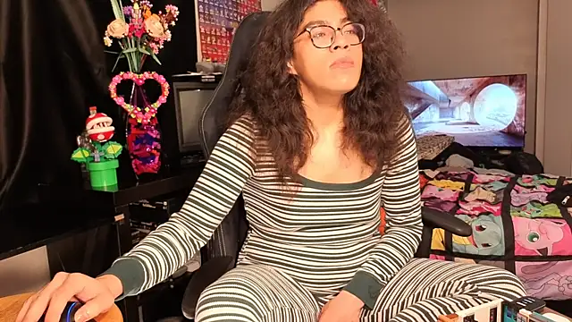 Snapshot of ShinyCherub chatting on 02-28-25, 10:28 ShinyCherub online show from 02-28-25, 10:28