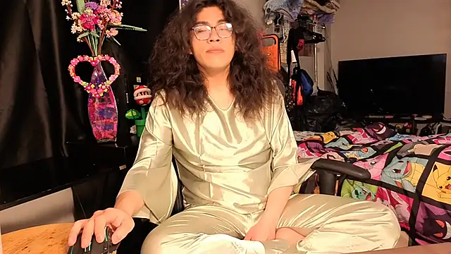 Snapshot of ShinyCherub chatting on 03-06-25, 08:08 ShinyCherub online show from 03-06-25, 08:08