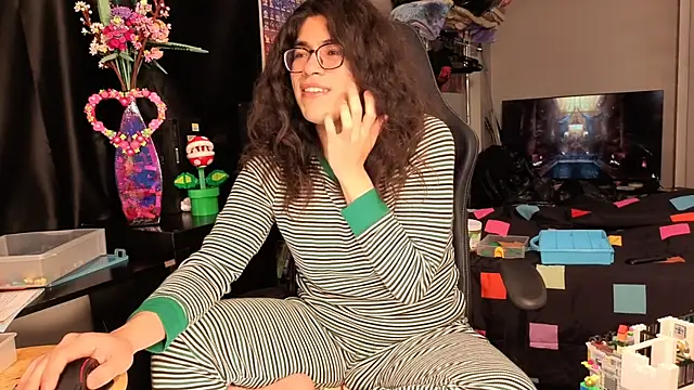 Snapshot of ShinyCherub chatting on 03-09-25, 10:08 ShinyCherub online show from 03-09-25, 10:08