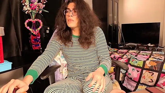 Snapshot of ShinyCherub chatting on 03-12-25, 10:16 ShinyCherub online show from 03-12-25, 10:16