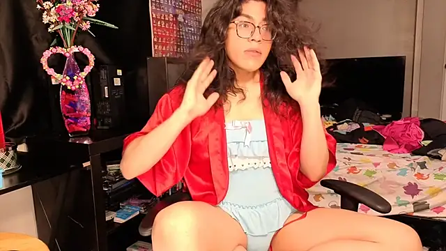 Snapshot of ShinyCherub chatting on 03-16-25, 10:55 ShinyCherub online show from 03-16-25, 10:55