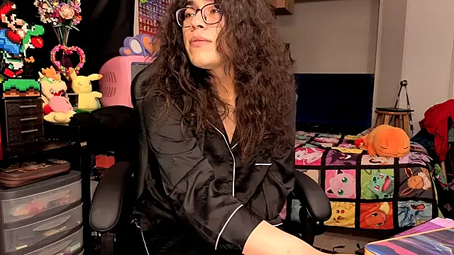 Snapshot of ShinyCherub chatting on 09-21-25, 11:45 ShinyCherub online show from 09-21-25, 11:45