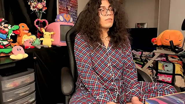 Snapshot of ShinyCherub chatting on 09-24-25, 04:38 ShinyCherub online show from 09-24-25, 04:38