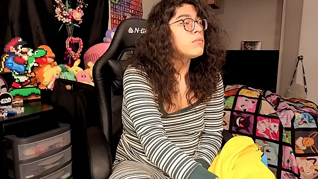 Snapshot of ShinyCherub chatting on 09-28-25, 05:57 ShinyCherub online show from 09-28-25, 05:57