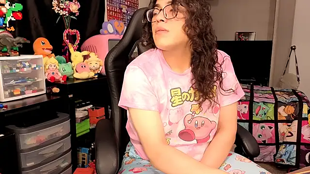 Snapshot of ShinyCherub chatting on 09-29-25, 01:49 ShinyCherub online show from 09-29-25, 01:49