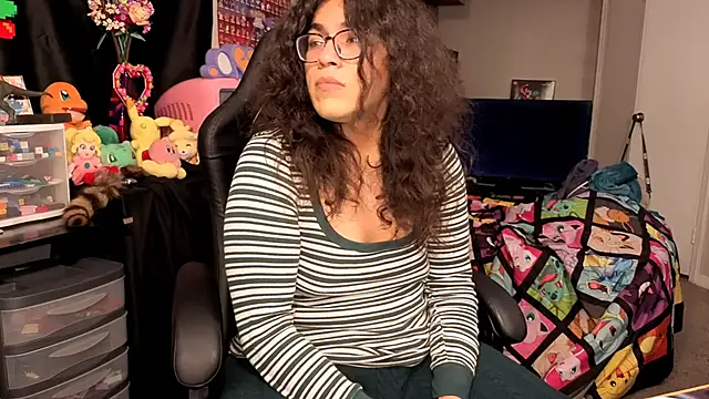 Snapshot of ShinyCherub chatting on 10-08-25, 11:24 ShinyCherub online show from 10-08-25, 11:24