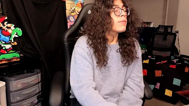 Snapshot of ShinyCherub chatting on 11-16-25, 03:23 ShinyCherub online show from 11-16-25, 03:23