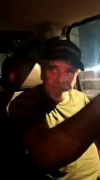 Snapshot of TTolbert chatting on 12-23-24, 09:49 TTolbert online show from 12-23-24, 09:49