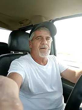 Snapshot of TTolbert chatting on 02-11-25, 06:11 TTolbert online show from 02-11-25, 06:11