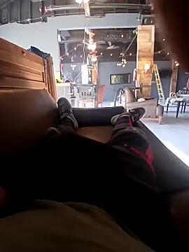 Snapshot of TTolbert chatting on 02-21-25, 03:54 TTolbert online show from 02-21-25, 03:54