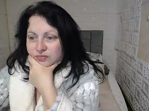 Lillian2 online show from 12-02-24, 07:36