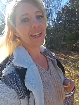 Sexy Sparkling  online show from 03-18-25, 01:53