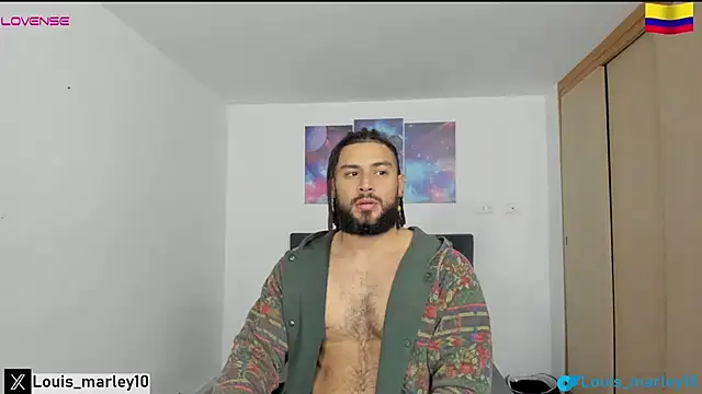 Snapshot of Louis_marley__ chatting on 01-02-25, 11:38 Louis marley online show from 01-02-25, 11:38