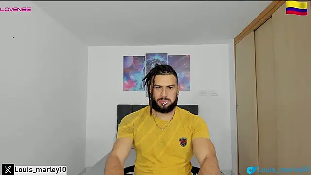 Snapshot of Louis_marley__ chatting on 01-06-25, 02:37 Louis marley online show from 01-06-25, 02:37