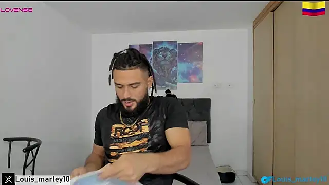 Snapshot of Louis_marley__ chatting on 01-14-25, 10:55 Louis marley online show from 01-14-25, 10:55