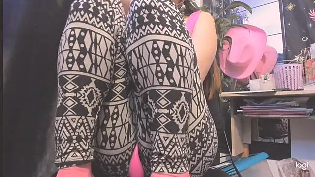 Snapshot of MYFAVOURITESTRAGER chatting on 01-20-25, 04:54 MYFAVOURITESTRAGER online show from 01-20-25, 04:54