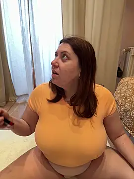 Snapshot of virag chatting on 10-28-25, 01:03 virag online show from 10-28-25, 01:03