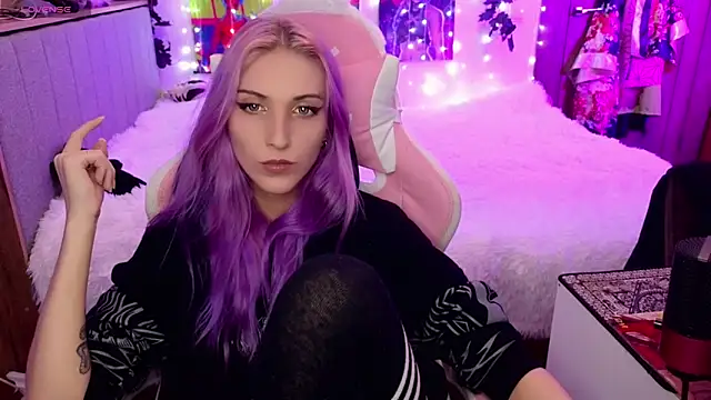 Snapshot of Violet_Noir chatting on 01-30-25, 11:55 Violet Noir online show from 01-30-25, 11:55