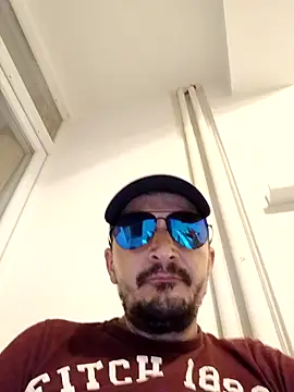 Adriandan1982 online show from 09-22-25, 09:50