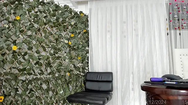 BunnyHotsx online show from 12-29-24, 01:24