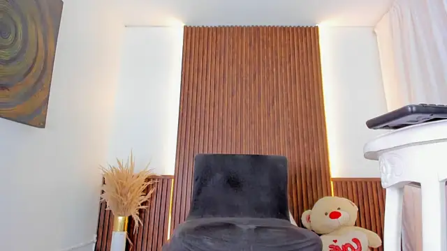 BunnyHotsx online show from 11-20-25, 09:03