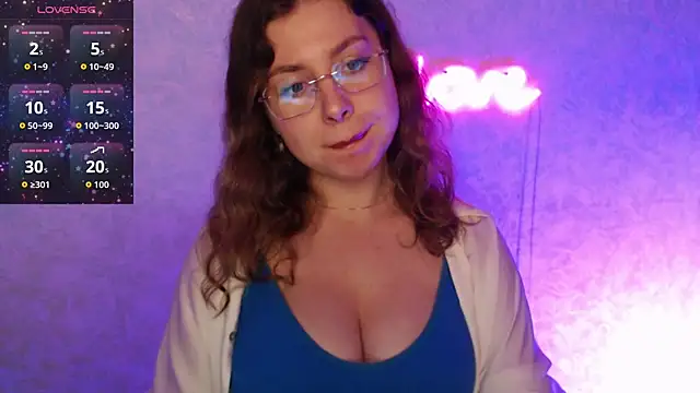 Leah Reed online show from 09-11-25, 04:07