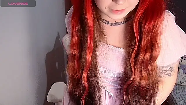 Snapshot of Naomi_Storm chatting on 07-30-26, 09:41 Naomi Storm online show from 07-30-26, 09:41