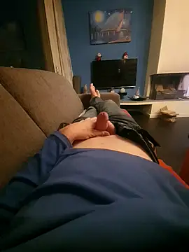 Snapshot of jk1981jk chatting on 12-14-25, 05:40 jk1981jk online show from 12-14-25, 05:40