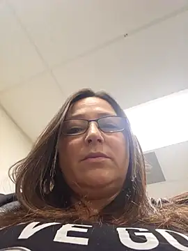 angelbaby1998 online show from 01-18-25, 08:51