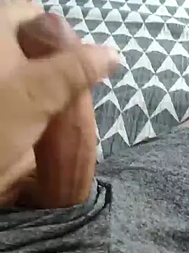 Snapshot of AndrePaus chatting on 02-20-25, 11:09 AndrePaus online show from 02-20-25, 11:09