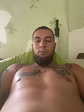 Snapshot of shy-boy-1999 chatting on 07-14-26, 11:49 shy-boy-1999 online show from 07-14-26, 11:49