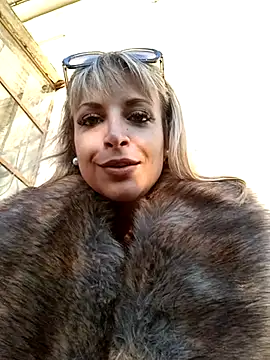 Cute Anissa online show from 03-18-25, 05:21