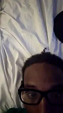 Snapshot of Z3US_UP_1 chatting on 09-16-25, 11:11 Z3US UP 1 online show from 09-16-25, 11:11