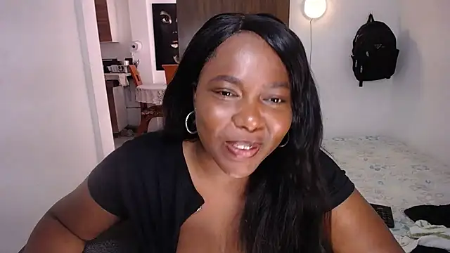 Snapshot of yselahot chatting on 05-27-26, 02:47 yselahot online show from 05-27-26, 02:47