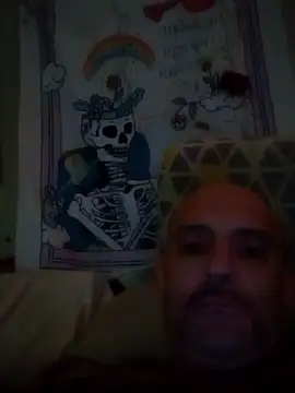ClydeCan409 online show from 05-21-26, 02:35