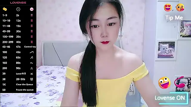 Elvira baby online show from 06-04-26, 02:39