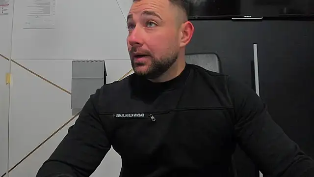 Snapshot of DuncanStone chatting on 01-16-26, 05:11 DuncanStone online show from 01-16-26, 05:11