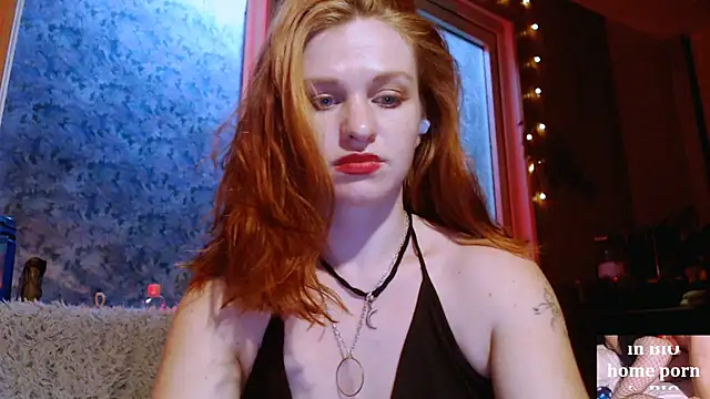 Cassie Wild online show from 10-26-25, 01:17