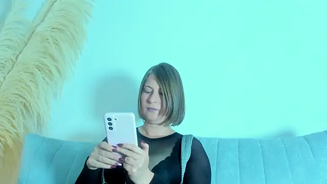 Snapshot of allison_01stone chatting on 12-19-25, 09:11 allison 01stone online show from 12-19-25, 09:11