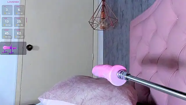 naomidibello online show from 03-01-25, 07:37