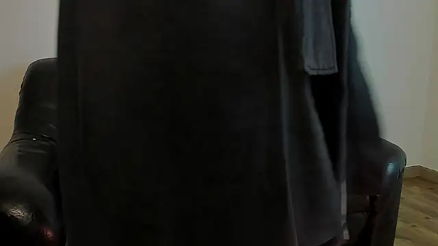 Snapshot of KingMalcom chatting on 01-18-25, 04:21 KingMalcom online show from 01-18-25, 04:21