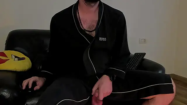 Snapshot of KingMalcom chatting on 10-23-25, 07:12 KingMalcom online show from 10-23-25, 07:12